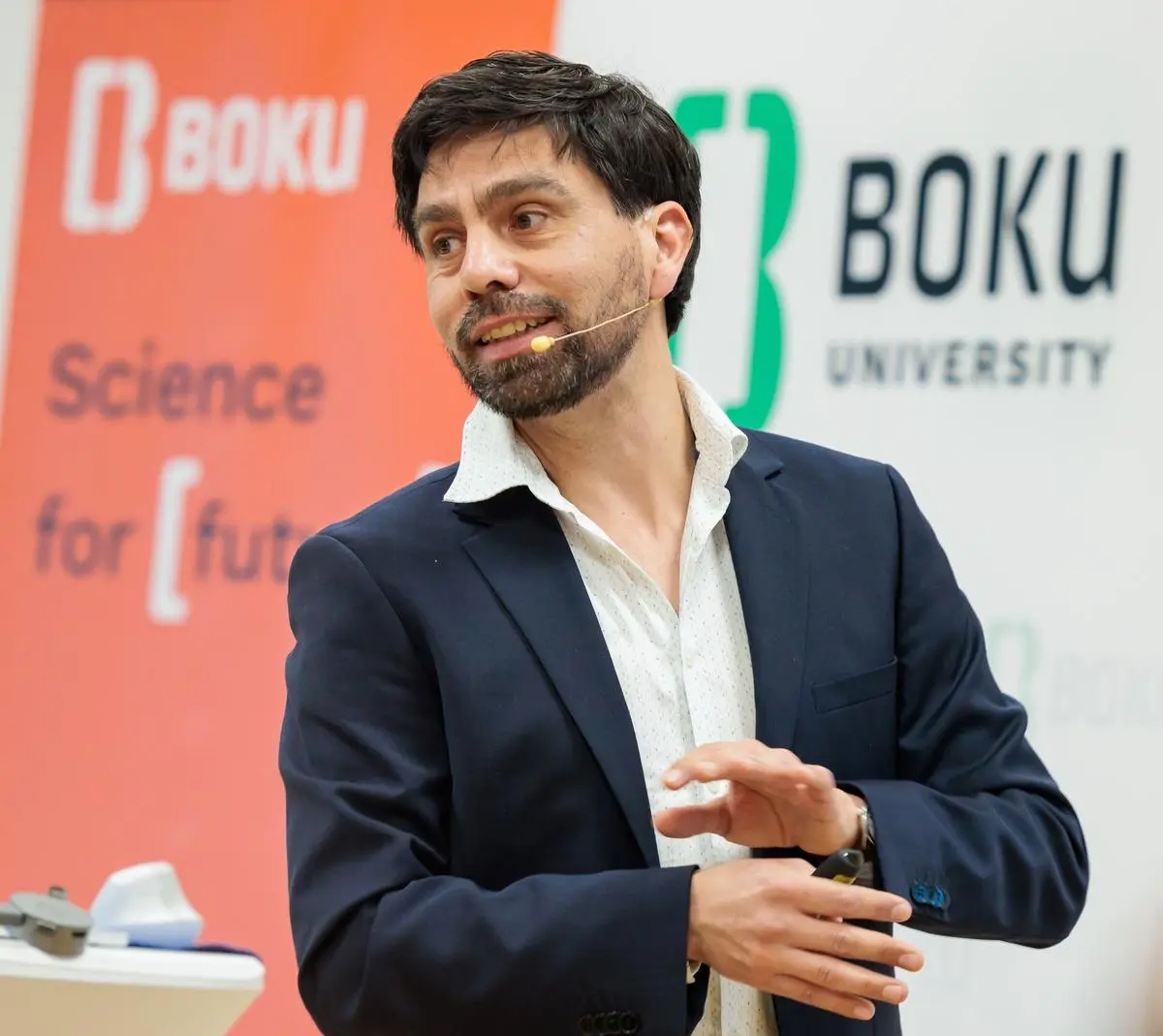 The inaugural lecture by Fernando Cordero at the Boku Vienna Institute for Mathematics took place in March 2025.
